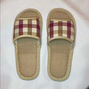 GINGHAM SLIPPERS ✨✨✨